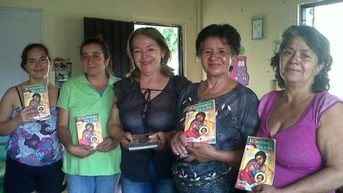 Difusión del Manual de Oración Misericordia Día a Día