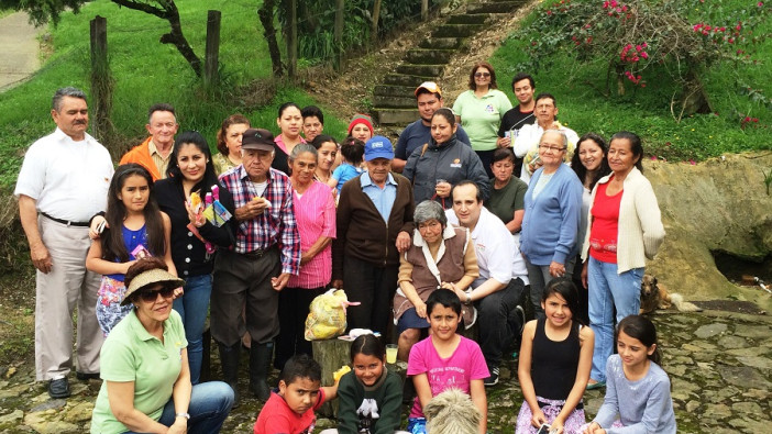 Celebración de la Novena en la Ciudadela Emmanuel
