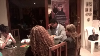 Visita de Miguel Fernández a la comunidad Sagrada Familia en San José de Bavaria