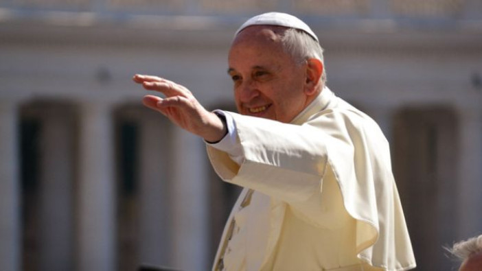 Corrección fraterna es servicio que debemos darnos los unos a los otros, dice el Papa
