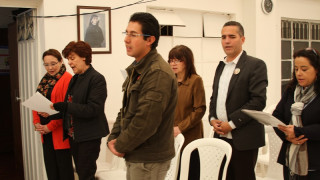 Oración del Ángelus en la Casa de la Misericordia  pidiendo por la restauración de la imagen de Dios en nuestras familias.