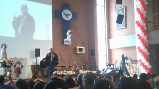 Mi Vocación a vivir en Comunidad, identificarme y servir con ella para responder al llamado