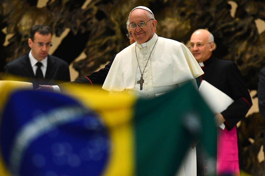 Francisco destaca importancia de los abuelos y la familia para transmitir la fe