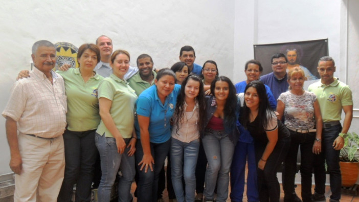 Medellín recibe nuevos hermanos a la ´´Familia Espiritual´´