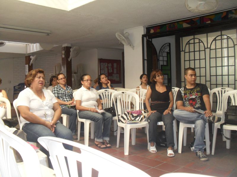 catequesis-misioneros-03.JPG